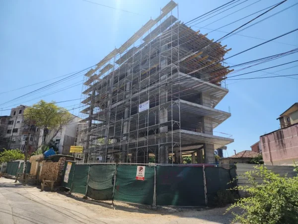 Tirane, Liste me oferta ambjent biznesi Kati 0, 48 m² 168.000 € 