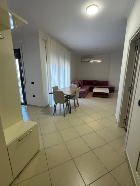 Tirane, jepet me qera apartament 2+1 Kati 3, 98 m² 1.100 € (RRUGA E KOSOVAREVE)