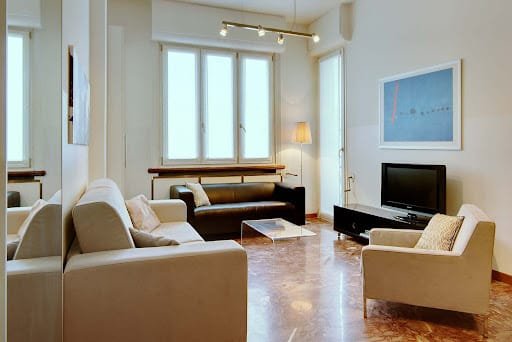 Tirane, jepet me qera apartament 1+1+Ballkon Kati 3, 64 m² 400 € (loni ligori)