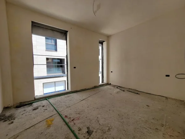 Durres, shes apartament 2+1 Kati 2, 10 m² 260.000 € (Rruga e Ullishtes)