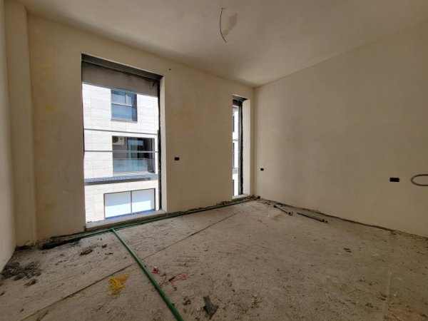 Durres, shes apartament 2+1 Kati 2, 10 m² 260.000 € (Rruga e Ullishtes)