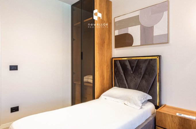 🟢 SHITET | LUXURY APARTAMENT NË QENDËR TIRANE  || 2+1+2WC &  Verandë 33 m² + Garazhd Privat me Qira (📍 Vetëm 40 metra nga Toptani Center)  || *2660€/m²*  (320,000€)