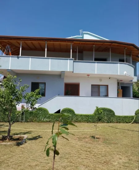 Tirane, jepet me qera apartament 2+1+Aneks+Ballkon Kati 1, 100 m²