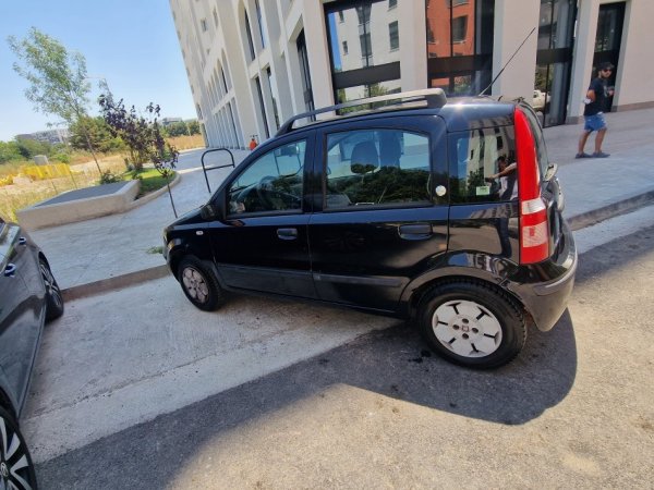 Tirane, shes makine Fiat Benzin, e zeze manuale Kondicioner 139 km