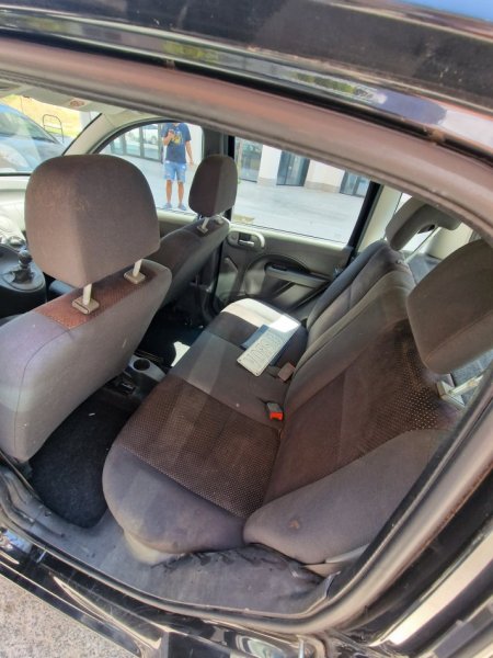 Tirane, shes makine Fiat Benzin, e zeze manuale Kondicioner 139 km