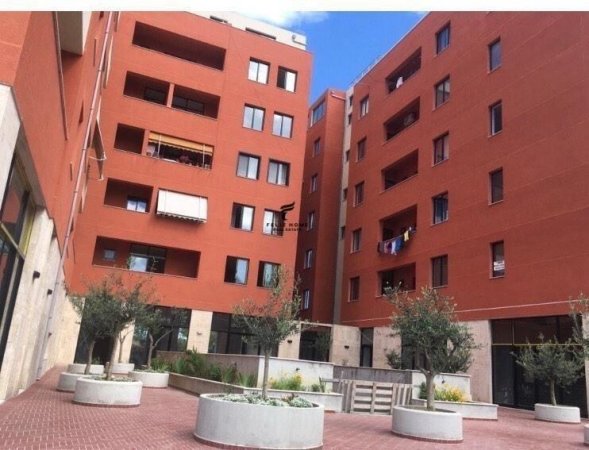 Tirane, shitet apartament 1+1 Kati 4, 55 m² 83.500 € (SHKOZE)