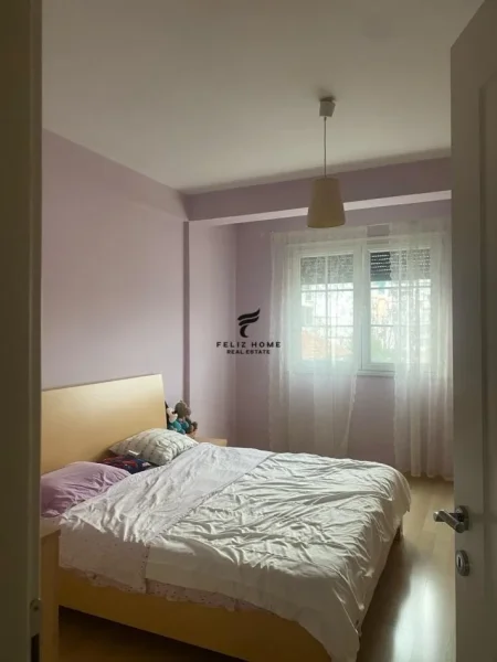 Tirane, jepet me qera apartament 3+1 Kati 3, 127 m² 800 € (21 DHJETORI)