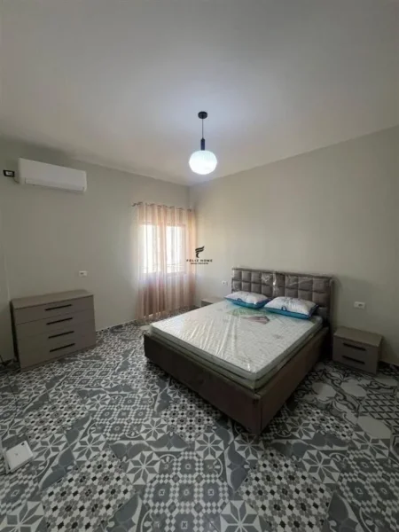 Tirane, jepet me qera apartament 2+1 Kati 3, 70 m² 500 € (SIRI KODRA)