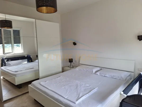Durres, shitet apartament 1+1+Ballkon Kati 2, 72 m² 240.000 € (Gjiri i Lalzit)