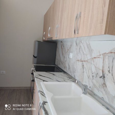 Tirane, jepet me qera vetem 1 dhome Kati 3, 35 m² 280 € (Rruga Aleks Caci,tirane)