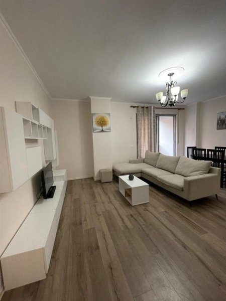 Tirane, jepet me qera apartament 2+1+Ballkon Kati 2, 96 m² 450 € (Fresk/Rruga e Dajtit)