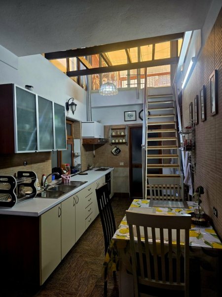Tirane, ndarje qeraje shtepi 2+1 Kati 1, 90 m² 150 € (Hoxha Tasim)