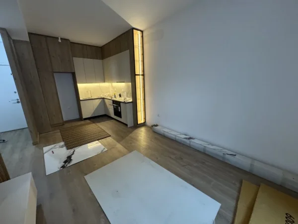 Tirane, jepet me qera apartament 2+1+Ballkon , 100 m² 600 € (Pasho hysa)