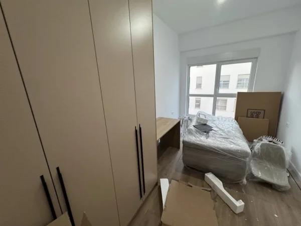 Tirane, jepet me qera apartament 2+1+Ballkon , 100 m² 600 € (Pasho hysa)