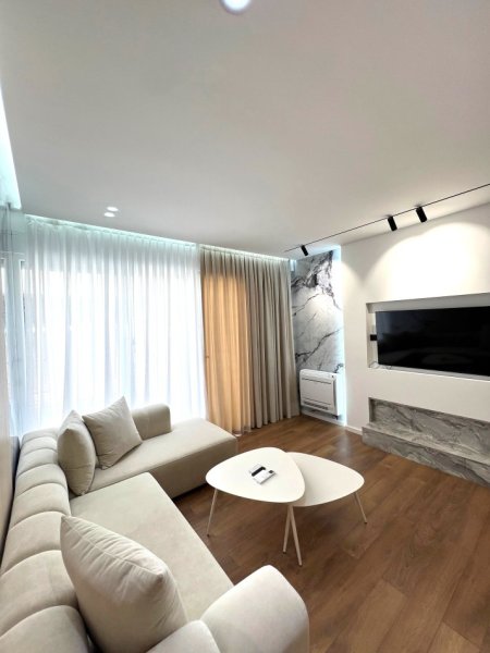 Shitet Super Apartament 2+1 tek Liqeni i Thatë  Kati 2, 98 m² 300.000 €uro
