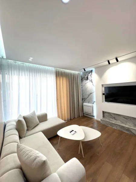 Shitet Super Apartament 2+1 tek Liqeni i Thatë  , 350.000 €uro