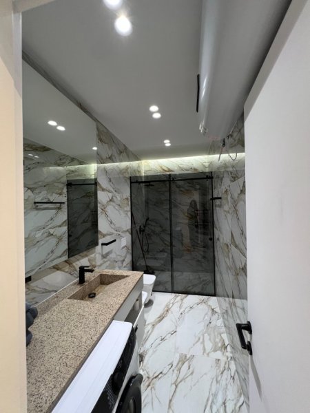 Shitet Super Apartament 2+1 tek Liqeni i Thatë  Kati 2, 98 m² 300.000 €uro