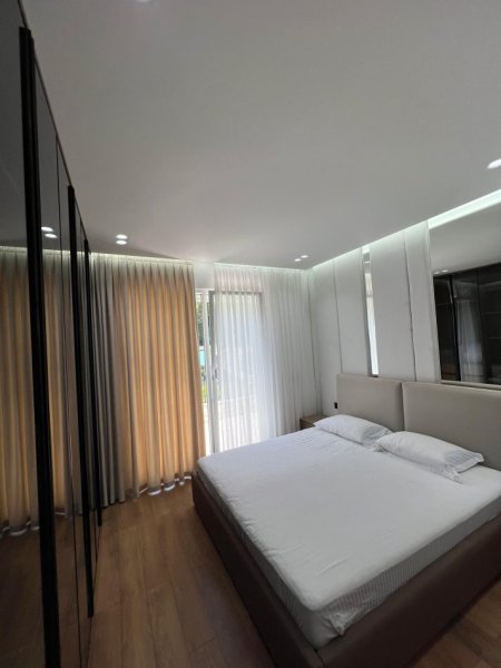 Shitet Super Apartament 2+1 tek Liqeni i Thatë  Kati 2, 98 m² 300.000 €uro