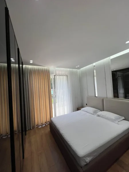 Shitet Super Apartament 2+1 tek Liqeni i Thatë  , 350.000 €uro