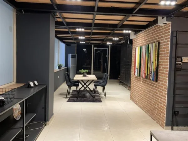 Tirane, jepet me qera ambjent biznesi Kati 0, 60 m² 550 € 