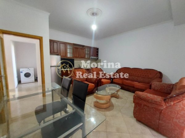 Tirane, jepet me qera apartament 2+1 Kati 2, 100 m² 400 € (Shkolla Bashkuar)