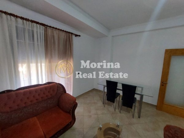 Tirane, jepet me qera apartament 2+1 Kati 2, 100 m² 400 € (Shkolla Bashkuar)
