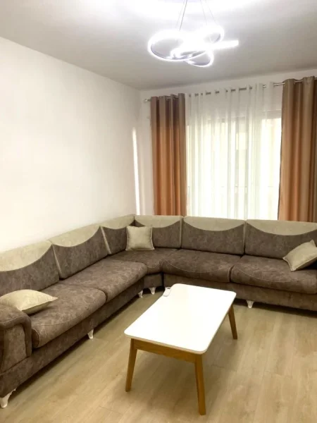 Jepet me Qera Apartamenti 2+1+2 ne Don Bosko,  Kati 2, 90 m² 700 €uro