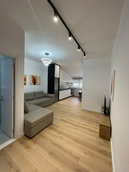 Tirane, shitet apartament 1+1 , 53 m² 93.000 € 