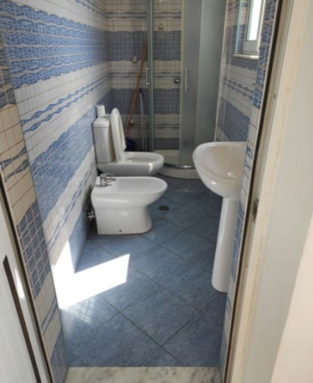 Tirane, shitet apartament 2+1+Ballkon Kati 4, 65 m² 103.000 € (Rruga &quot;Niko Avrami&quot;)