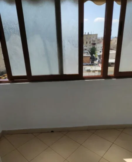 Tirane, shitet apartament 2+1+Ballkon Kati 4, 65 m² 103.000 € (Rruga "Niko Avrami")