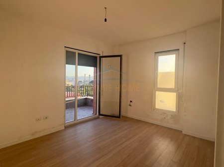 Tirane, shitet apartament 2+1 Kati 5, 95 m² 12.705.000 € 