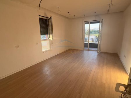 Tirane, shitet apartament 2+1 Kati 5, 95 m² 12.705.000 € 