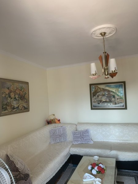Berat, shes apartament 1+1+Aneks+Ballkon Kati 5, 51 m² 55.000 € (Bulevardi Republika)