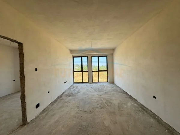 Tirane, shitet apartament 1+1 Kati 3, 66 m² 90.000 € (Unaza e Re)