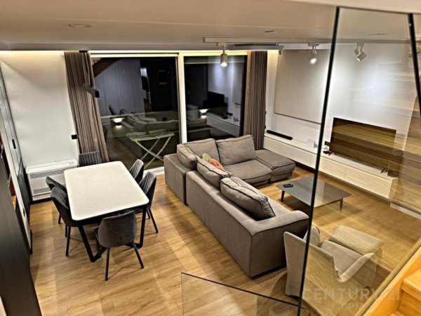 Tirane, jepet me qera apartament 3+1 Kati 6, 220 m² 2.000 € (Rrethrrotullimi Selite)