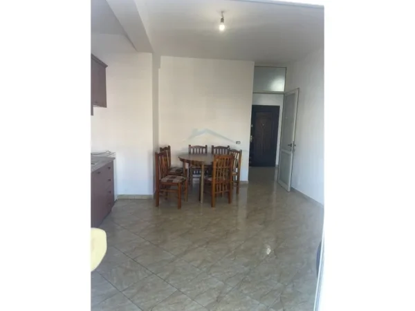 Durres, shitet apartament 1+1+Ballkon Kati 8, 65 m² 85.000 € (Prane Kazazit, Durrës)