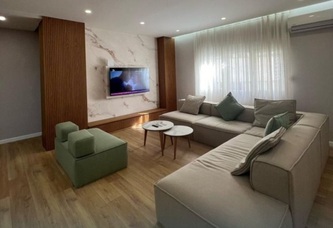 SHITET, APARTAMENT 2+1, QENDËR, TIRANË, TT 651