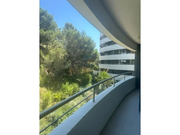 Durres, shitet apartament 2+1+Ballkon Kati 3, 138 m² 285.000 € (White Hill Residence, Currila, Durres)