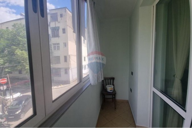 Tirane, shitet apartament 2+1 Kati 1, 75 m² 160.000 € (Rruga Asim Vokshi ID: 530281026-1030)