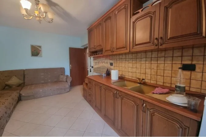 Tirane, shitet apartament 2+1 Kati 1, 75 m² 160.000 € (Rruga Asim Vokshi ID: 530281026-1030)