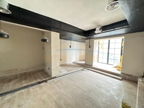 Tirane, shitet apartament 3+1 Kati 1, 86 m² 185.000 € OPP55437