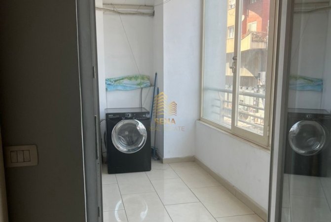 Tirane, jepet me qera apartament 1+1+Ballkon Kati 2, 70 m² 450 € (Astir, Rruga Teodor Keko)