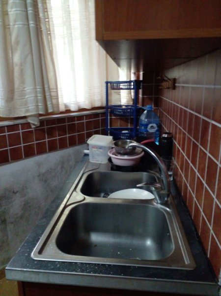 Tirane, jepet me qera apartament 2+1+Ballkon Kati 1, 85 m² 400 € (Rruga &#039;&#039;Ali Demi&quot;)