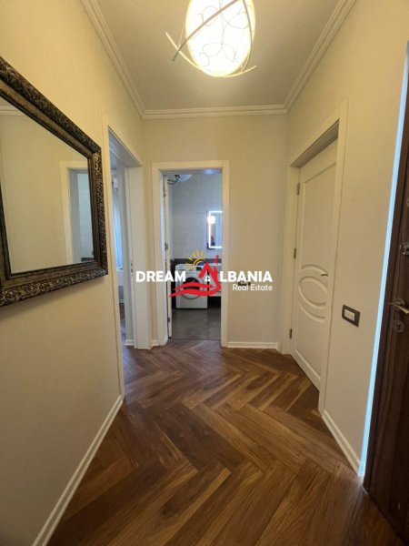 Tirane, shitet apartament 1+1 Kati 4, 58 m² 107.000 € (ne rrugen Kongresi i Manastirit, prane Oxhakut)
