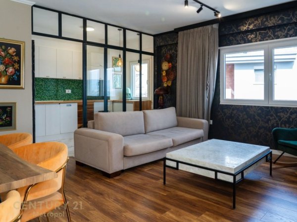 Tirane, shitet apartament 2+1 Kati 3, 109 m² 245.000 € (KOPSHTI BOTANIK)