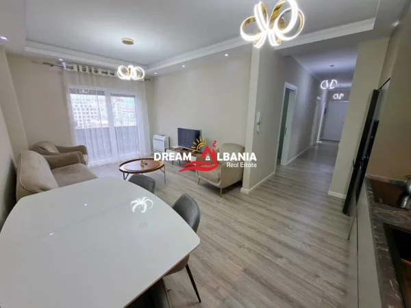 Tirane, jepet me qera apartament 2+1 Kati 5, 91 m² 800 € (ne rrugen Jordan Misja ne rezidencen Quartrum)