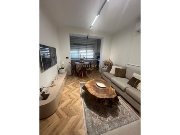 Tirane, shitet apartament 2+1 Kati 2, 78 m² 140.000 € (ALLIAS)