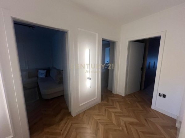 Tirane, shitet apartament 2+1 Kati 2, 78 m² 140.000 € (ALLIAS)