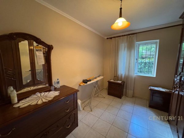 Tirane, shitet apartament 2+1 Kati 1, 66 m² 135.000 € (prane Shkolles se Baletit)