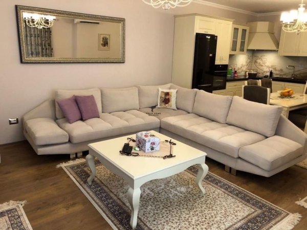 Tirane, shitet apartament 2+1 Kati 2, 127 m² 155.000 € (FRESK)